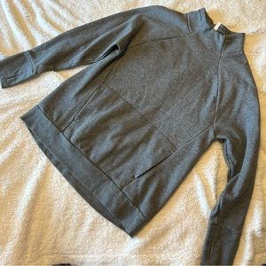 L - Fabletics Sweater